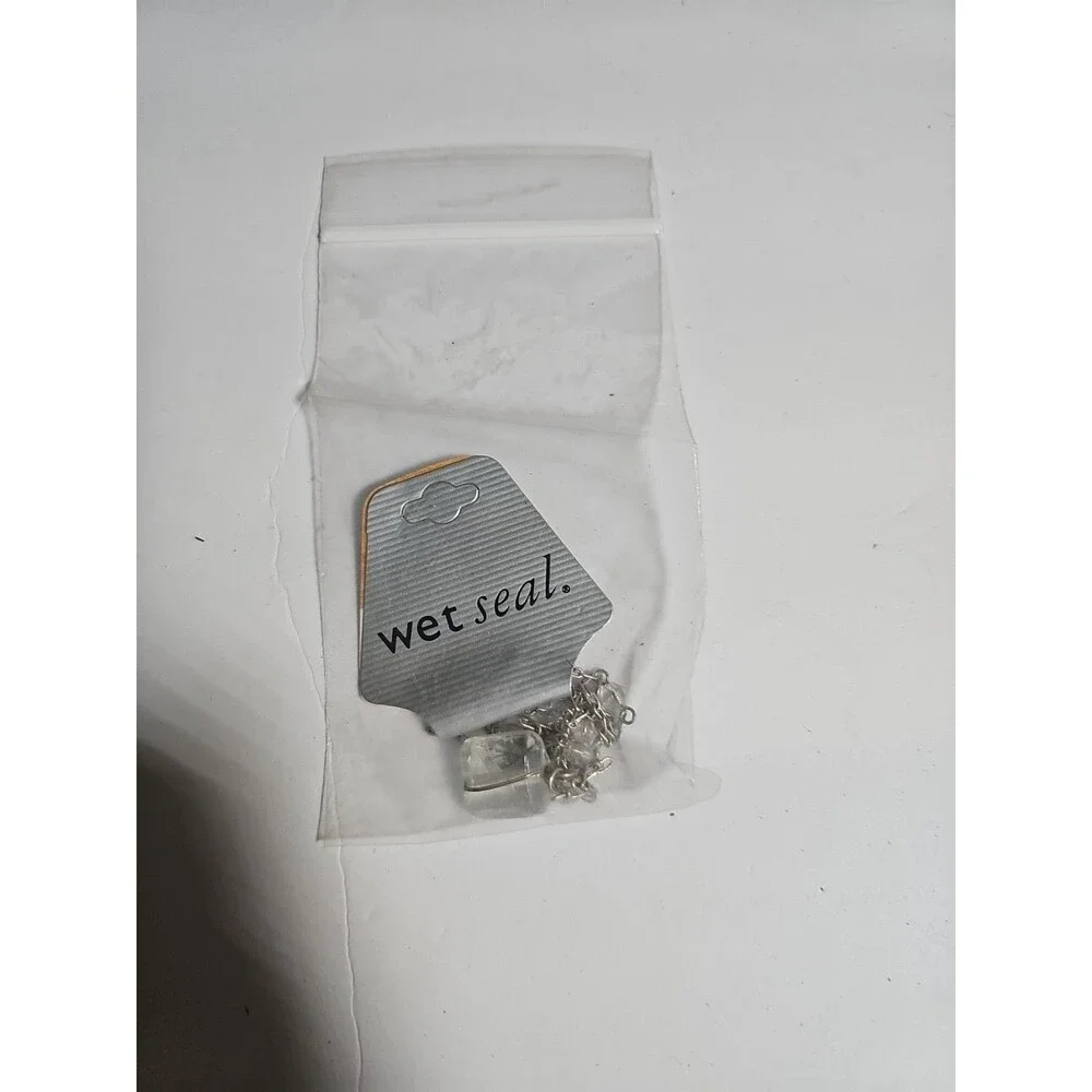 WET SEAL chain W/wrapped Charm